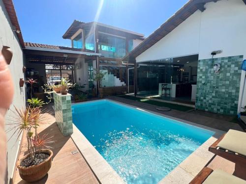 Nova Vicosa House | Casa de praia com piscina 30 metros da praia