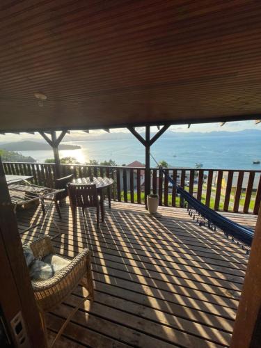 Porto Belo House | Casa deck caixa d´aço