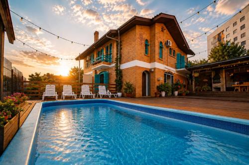 Marechal Floriano Hostel | Casa do Rogério Hostel