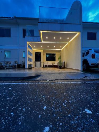 Coqueiro House | Casa Duplex COP30 Duplex House