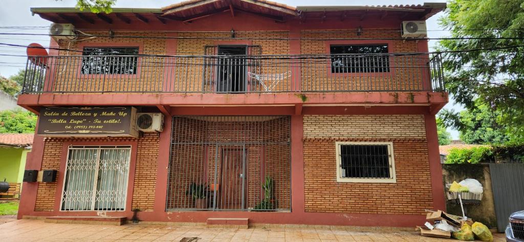 Ciudad Del Este House | Casa duplex en Área 4 CDE