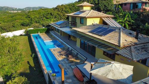 Brava House | Casa em Búzios de Família com Piscina Semi-Olímpica, Funcionária Inclusa e Campo de Futebol