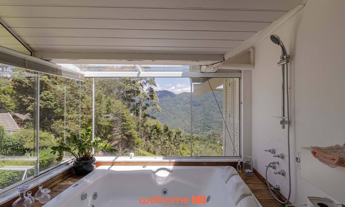 Campos do Jordao House | Casa em Campos do Jordão com Hidromassagem e Vista
