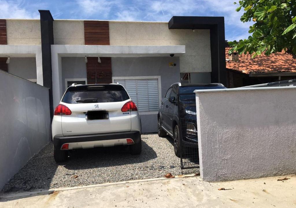 Enseada House | Casa Enseada 3 quartos para até 6 pessoas com 2 ar split