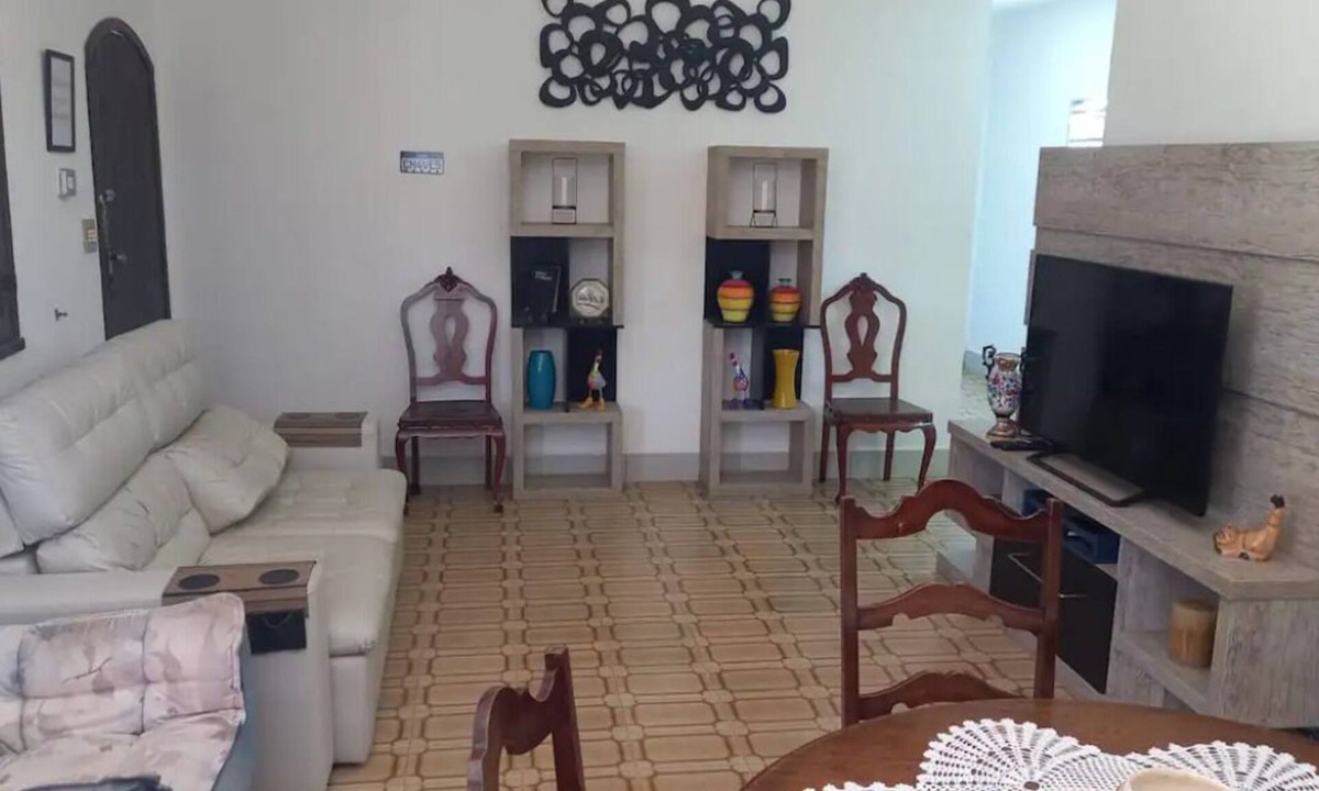 Sao Pedro da Aldeia House | Casa Estilo Colonial, Tranquila e Perto de Tudo!