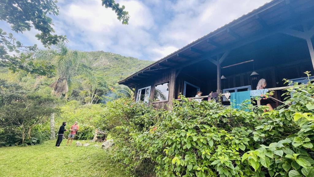 Pantano do Sul House | Casa frente pro Mar no Paraiso Praia Matadeiro