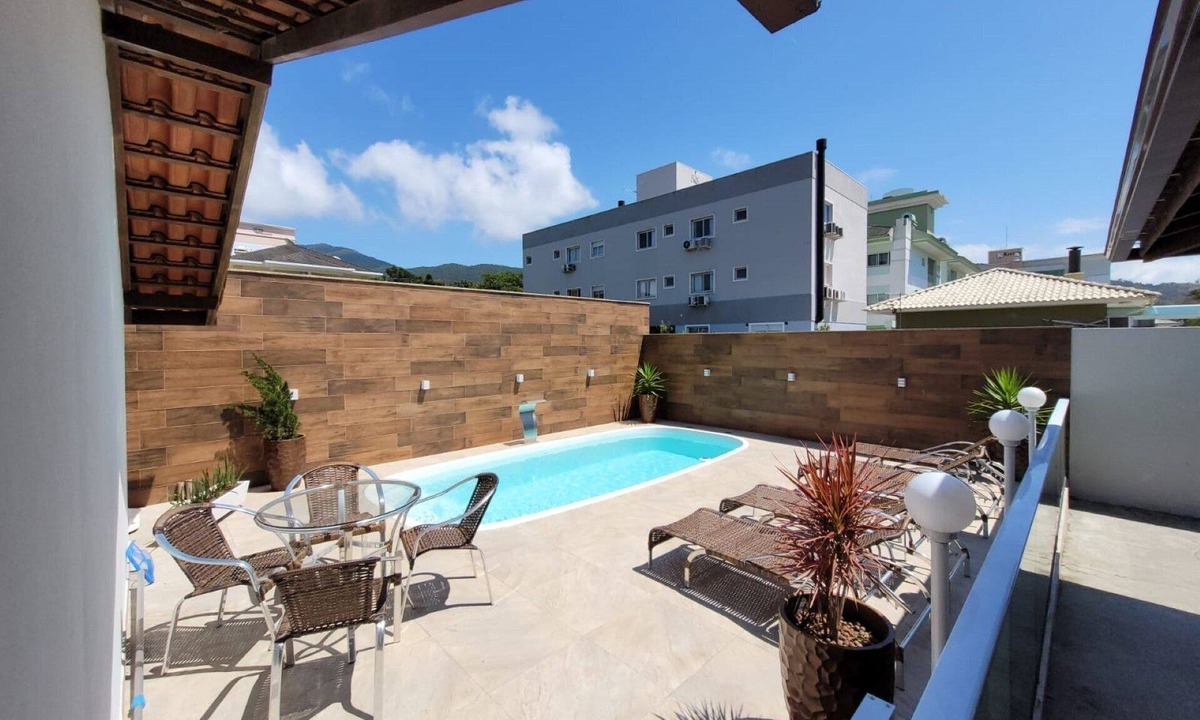 Governador Celso Ramos House | Casa Master com Piscina Gov Celso Ramos