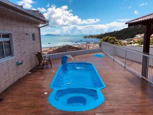 Governador Celso Ramos House | Casa mirante com piscina em Governador Celso Ramos