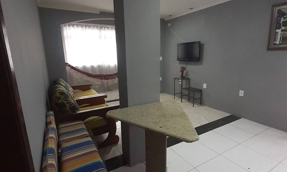 Barra de Sao Joao House | Casa Mobiliada, bem Arejada e em Ótima Localização!