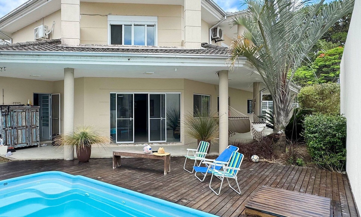 Barra da Lagoa House | Casa na Barra da Lagoa a 500 metros do Mar - LDI003