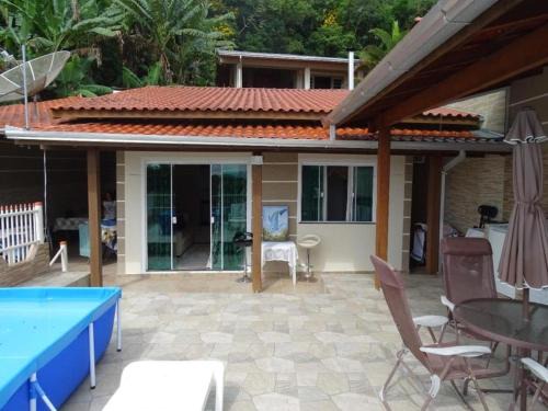 Porto Belo House | Casa na Praia Araçá
