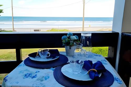 Itapoa House | Casa Pé na areia Itapoá/SC 35 metros da praia