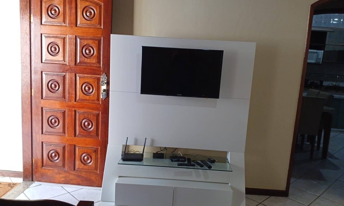 Taio House | Casa Praia dos Anjos Aluguel Economico