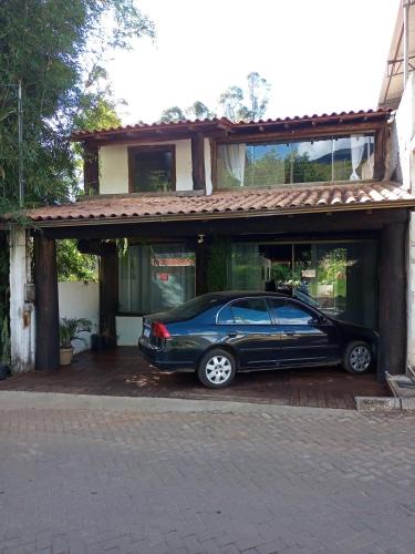 Caparao National Park House | Casa Rústica de Madeira