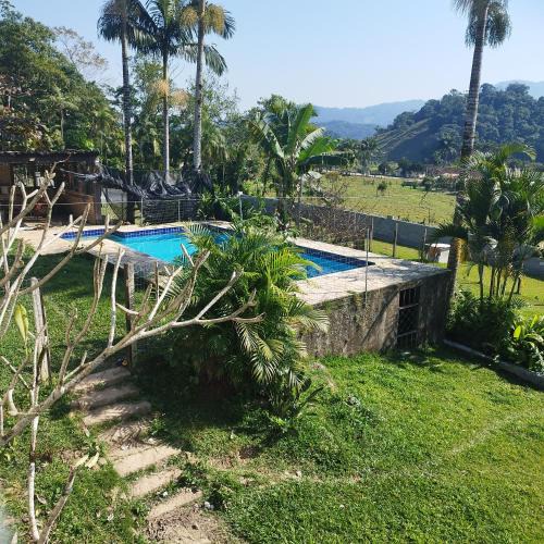 Pomerode House | Casa suíça suíte nr3 master luxo 4-pessoas