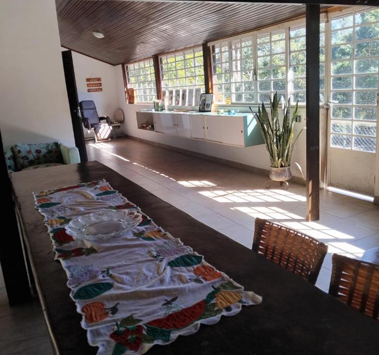 Vila Machado House | Casa térrea abraçada pela Natureza - Serra da Cantareira