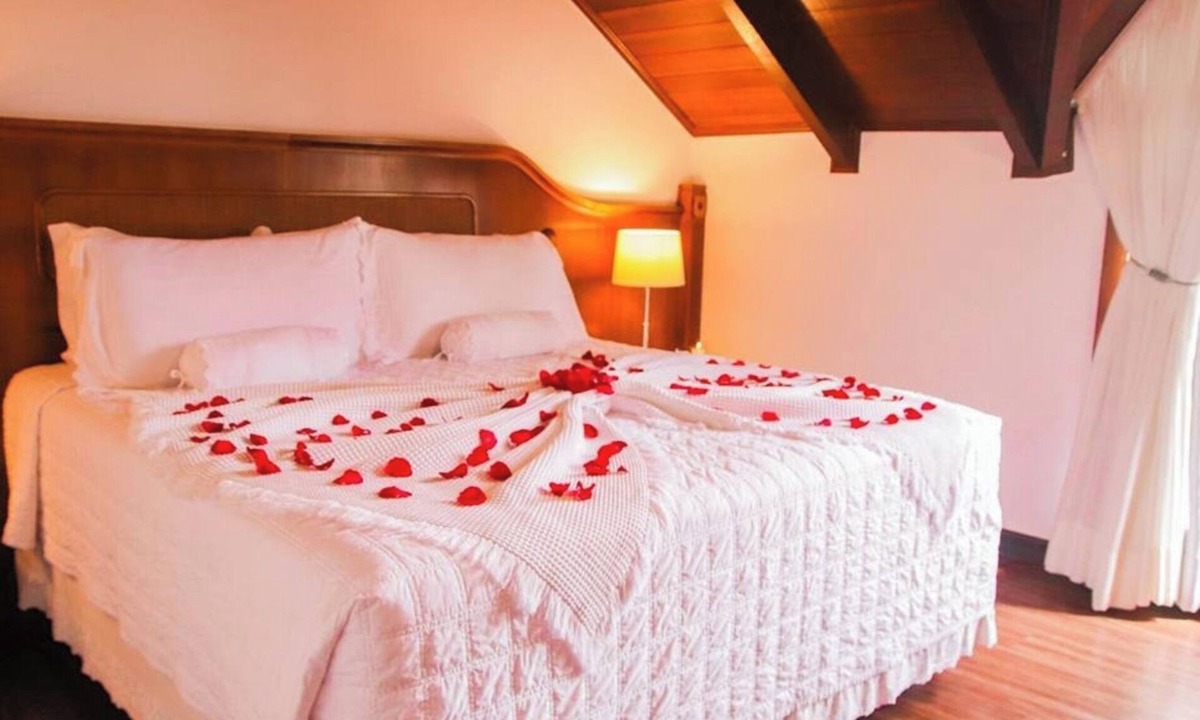 Matriz Hotel | Central Suite Perfect for Honeymoon or Photography Experiences