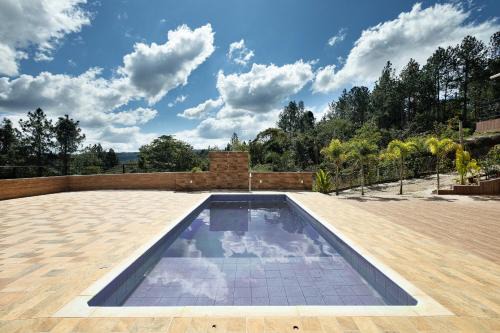Mairinque House | Chácara no Porta do Sol em Mairinque com piscina