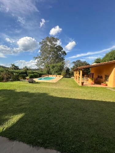 Mairinque House | Chácara porta do sol
