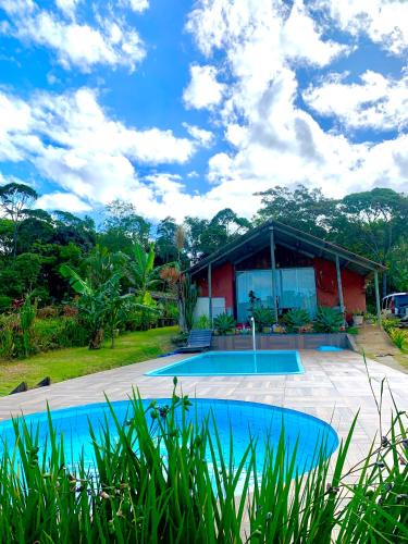 Corrego do Ouro House | Chácara Recanto dos Fortes