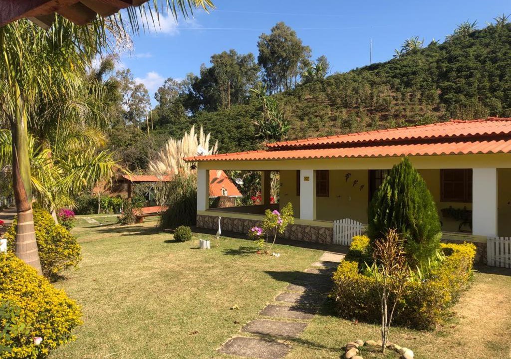 Espera Feliz House | Chácara Sol Pedra Menina