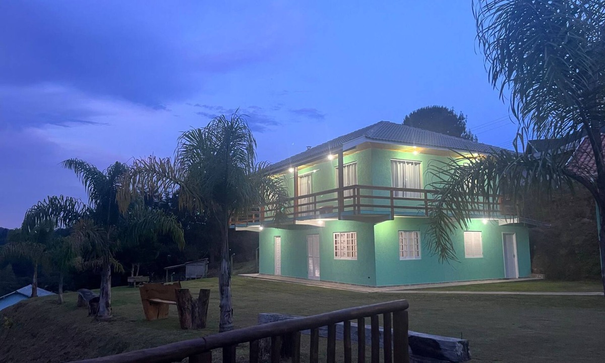 Agua Santa House | Chácara das Palmeiras | 16 min from Capivari | Ideal for families and groups