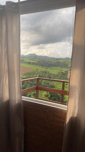 Caldas Hotel | Chacrinha pousada e restaurante Chalé Seriema