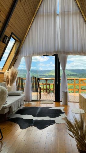 Rancho Queimado Ski Chalet | Chalé Alto do Morro 2 - conforto e vista deslumbrante