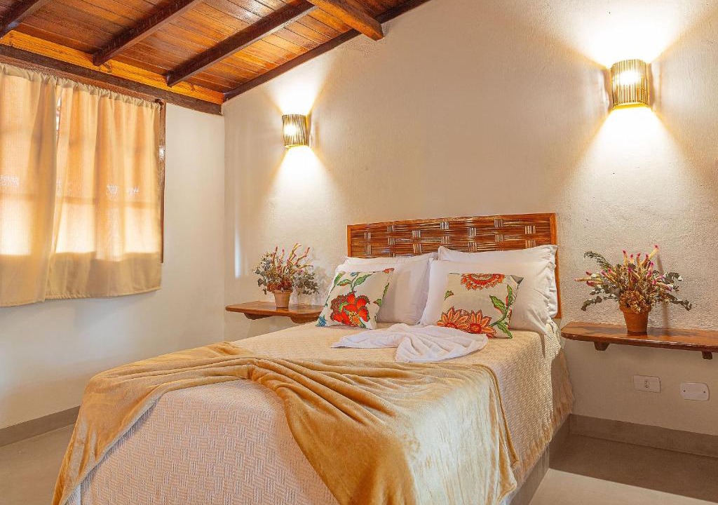 Trancoso Cabin | Chalé Chão de Trancoso Studios - Centro!