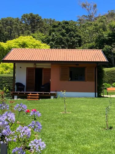 Goncalves Apartment | Chalé das Flores - Refúgio com clima de chácara no Centro de Gonçalves