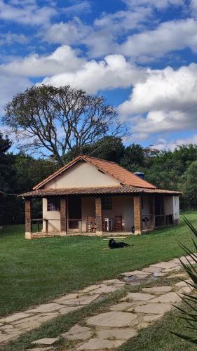 Sao Thome das Letras House | Chalé e Camping 4 Estações - Chalé 01