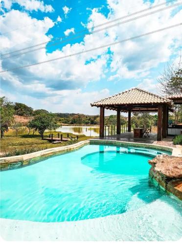 Jaboticatubas Other | Chalé/Loft com hidromassagem defronte Lagoa na Serra do Cipó
