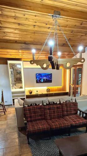 Loteamento Jardim Veu da Noiva House | Chalé Refúgio nas Montanhas