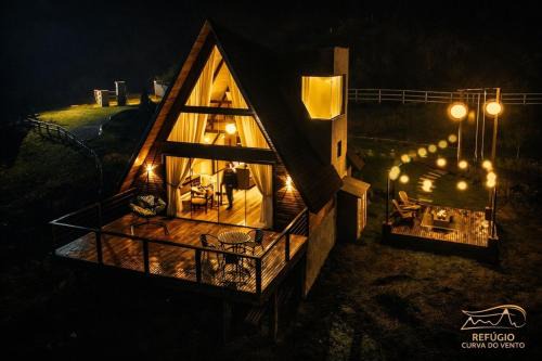 Bom Retiro Ski Chalet | Chalé Romântico Serra Catarinense Hidro e Lareira