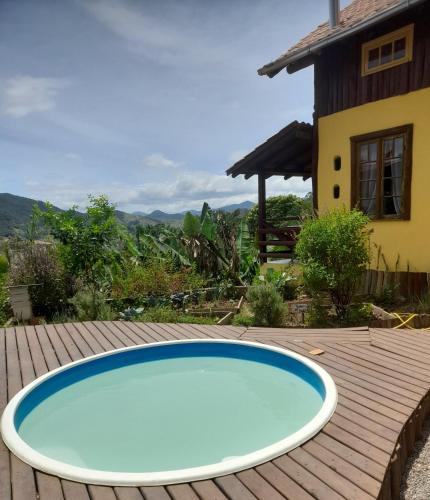 Gravatal House | Chalé Sol da Montanha em Termas do Gravatal - SC