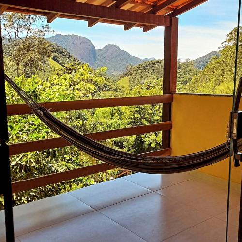 Lumiar House | Chalé Studio Garden , piscina, churrasqueira, roupa de cama e banho