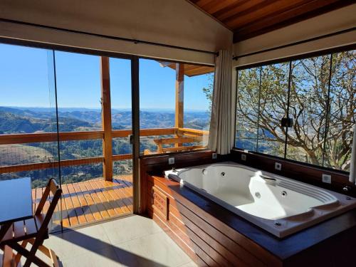Paraisopolis Cabin | Chalé Tarumã