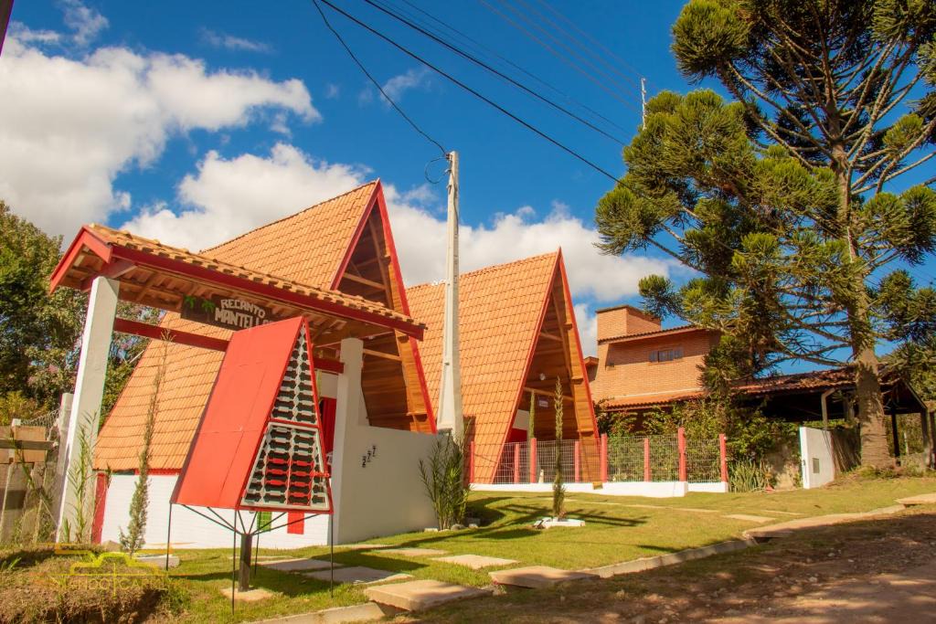 Sao Bento do Sapucai Ski Chalet | Chalé Villa Mantelllassi