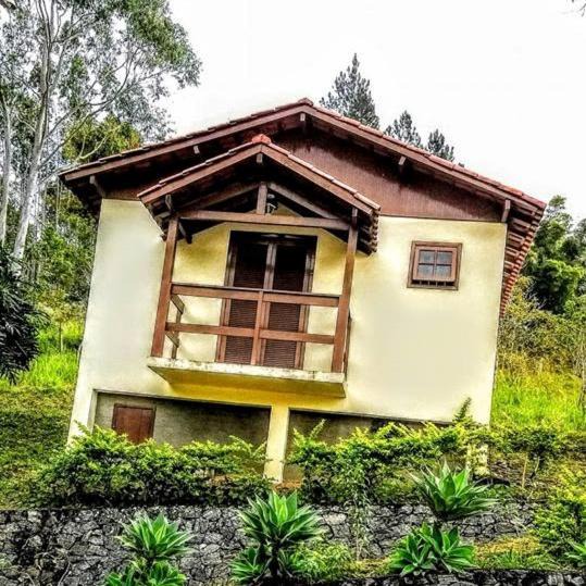 Valenca Cabin | Chalés AABB Valença RJ