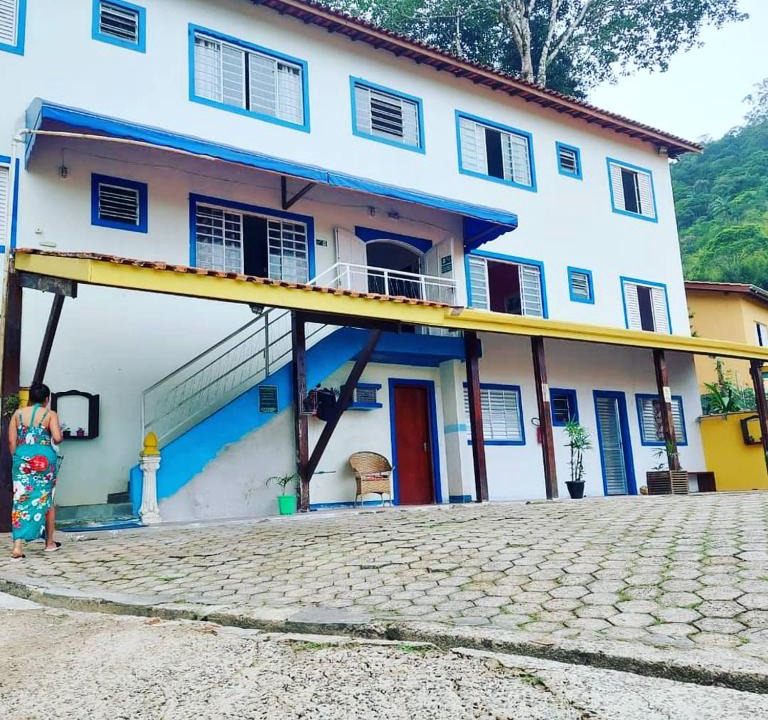 Praia da Enseada Ski Chalet | Chalés Bem Brasil