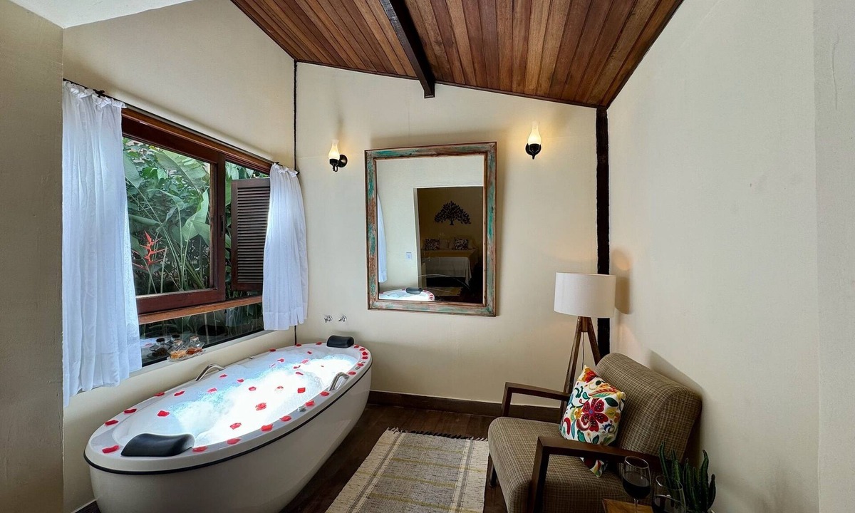 Visconde de Maua House | Chalés Jardim das Bromélias