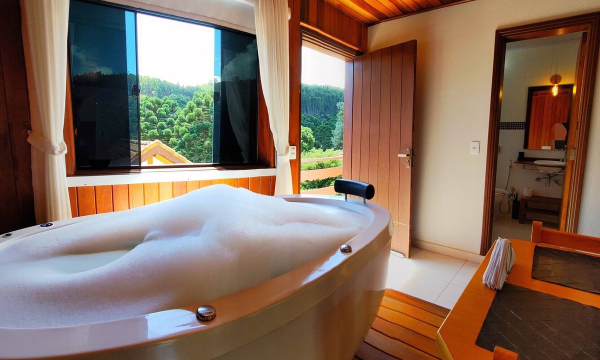 Monte Verde Hotel | Chalés Leopoldo