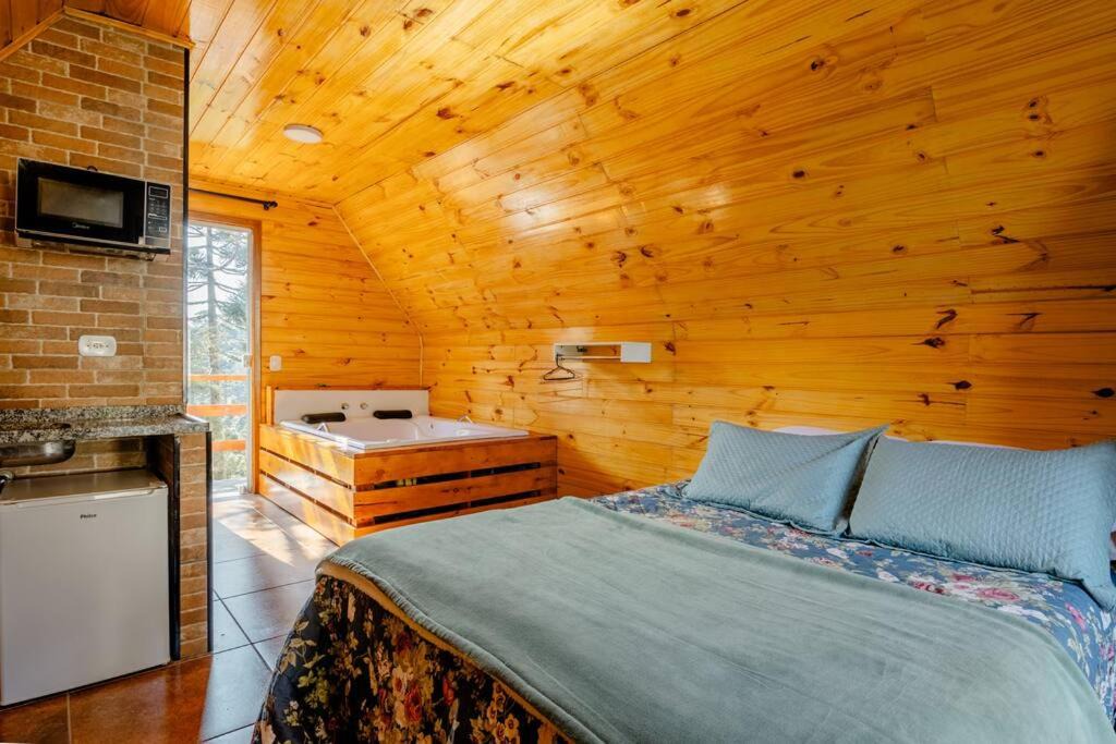 Vila Inglesa House | Chale com hidromassagem Casa Papai Noel