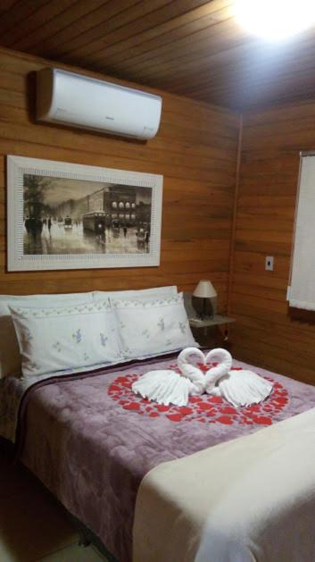 Canela Ski Chalet | Chalé Rosa