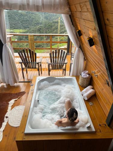Rancho Queimado Ski Chalet | Chales alto do morro 1, conforto e vista privilegiada
