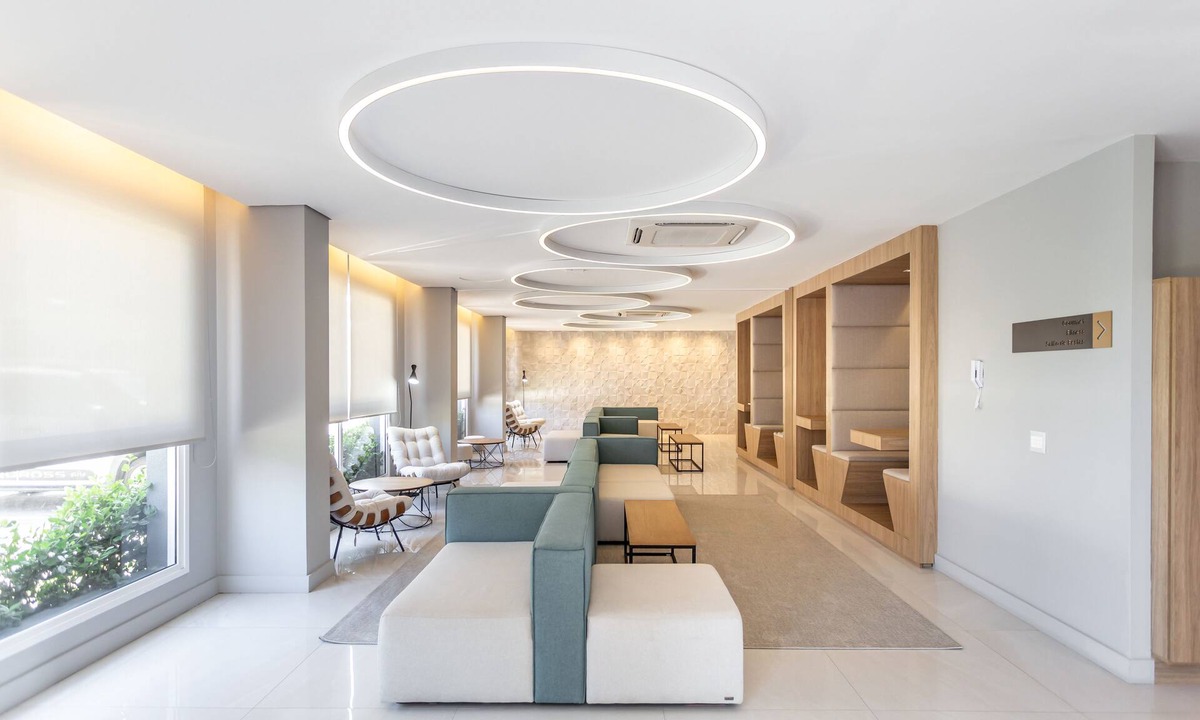 Partenon Apartment | Charlie Connect PUC