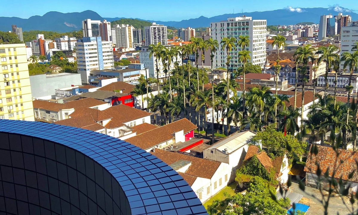 Centro House | Charming 1-bedroom with AC, WiFi in delightful Centro Joinville