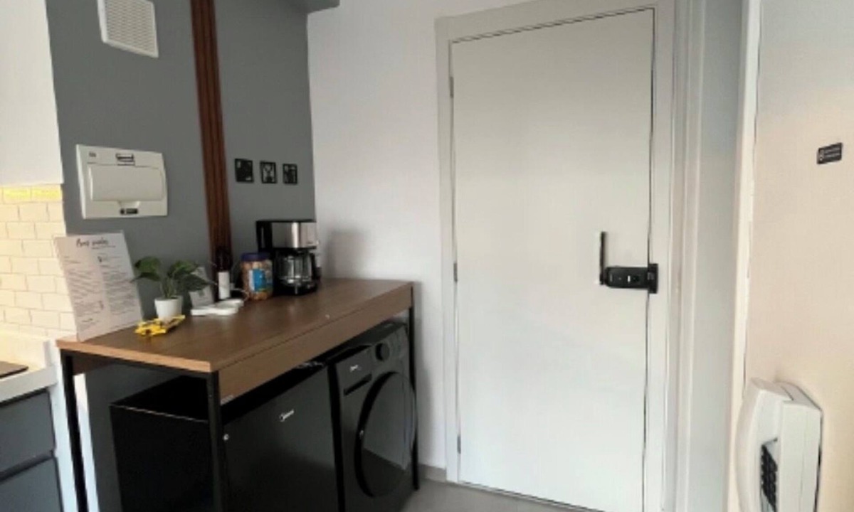 Zona Leste Apartment | Charming apartment across from the São Paulo metro.