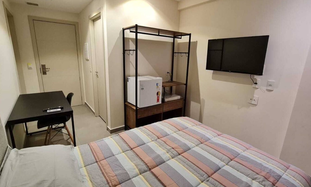 Parque Leopoldina Hotel | Charming E-Suites Atlântica Campos 208B apartment