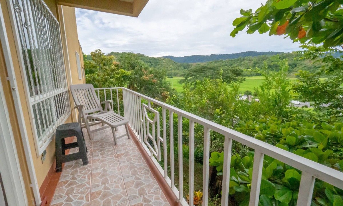 Jaco Apartment | Charming Mountain View Alta Vista